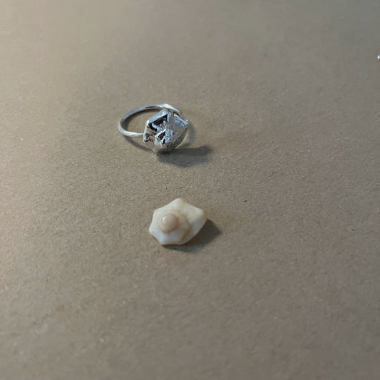 Ariel ring