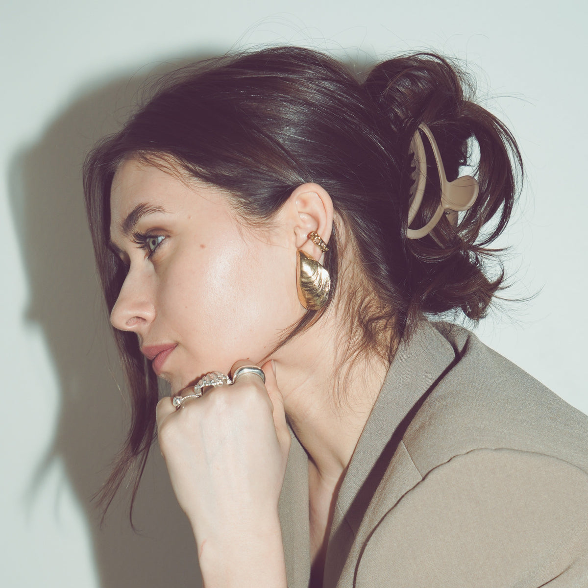 Altea Earrings, brass