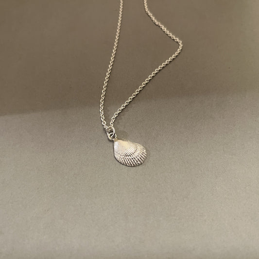 Clio necklace