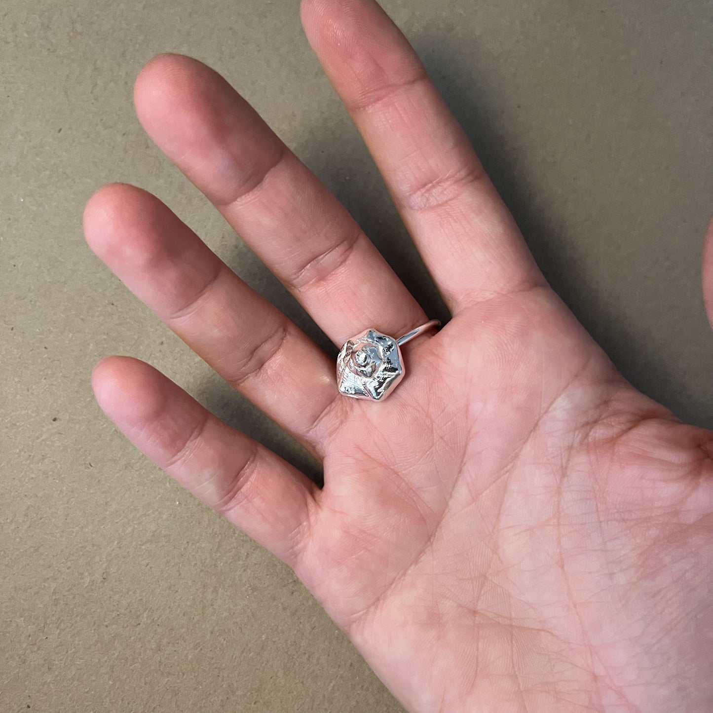 Ariel ring